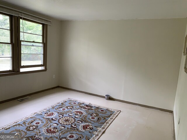 339 Gwenda St, Adrian, GA 31002 - spare room with visible vents and baseboards