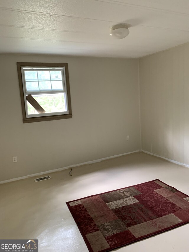 339 Gwenda St, Adrian, GA 31002 - empty room with visible vents