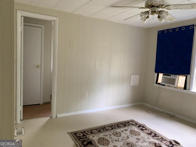 339 Gwenda St, Adrian, GA 31002 - unfurnished room with ceiling fan and cooling unit