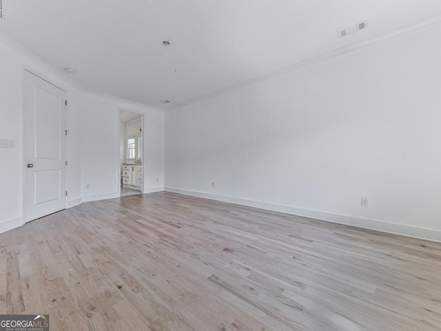 2535 Lake View Ct, Milton, GA 30004 - unfurnished room featuring ornamental molding, light wood-style flooring, and baseboards