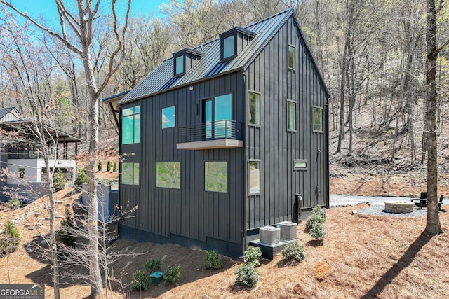 631 Bent Grass, Clayton, GA 30525 - view of outbuilding with central AC