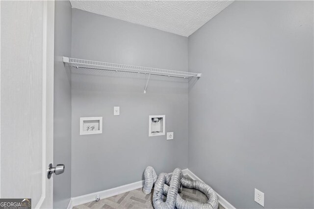 720 Georgetown Ln, Jonesboro, GA 30236 - clothes washing area featuring baseboards, hookup for an electric dryer, laundry area, and washer hookup