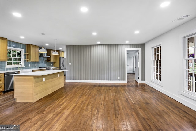 800 Kiowa Dr NE, Marietta, GA 30060 - kitchen with appliances with stainless steel finishes, dark wood finished floors, light countertops, baseboards, and recessed lighting