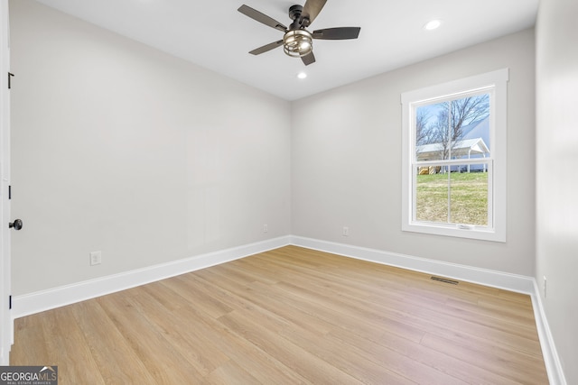 405 Roper Dr, Clarkesville, GA 30523 - spare room with light wood finished floors, visible vents, baseboards, recessed lighting, and ceiling fan