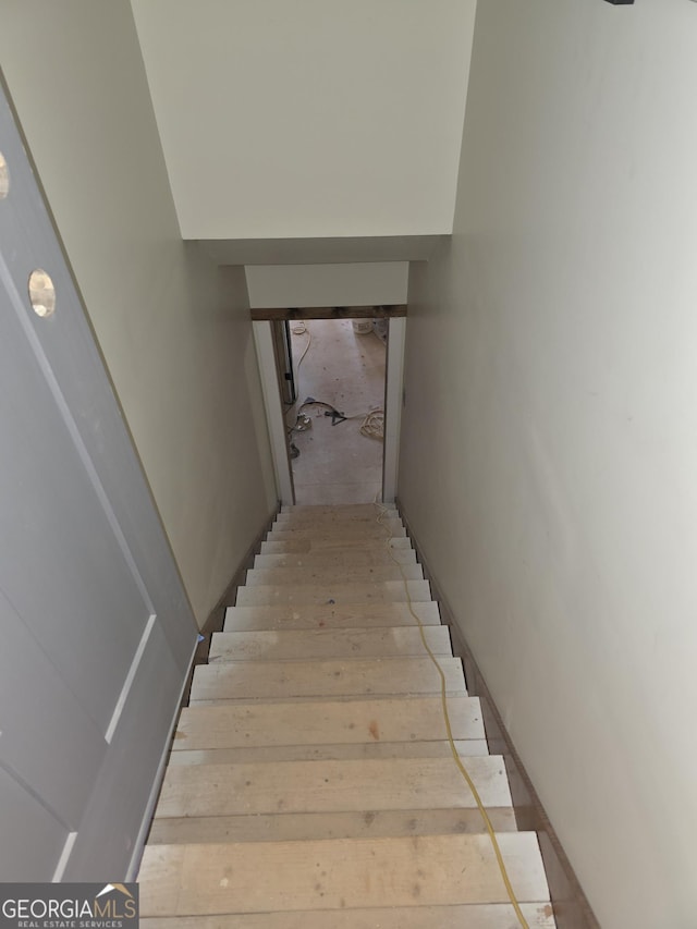 211 Lake Chase Dr N, Griffin, GA 30224 - view of stairway
