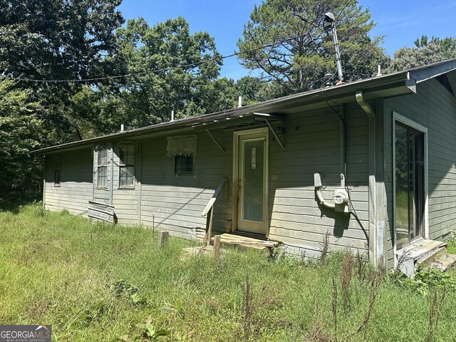 view of property exterior