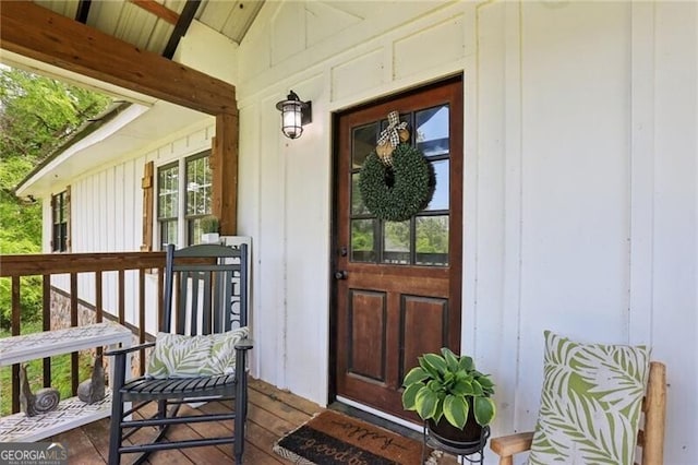 1060 Stephen St, Greensboro, GA 30642 - doorway to property with covered porch