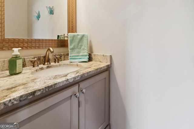 906 Abingdon Cv, Bonaire, GA 31005 - bathroom with vanity