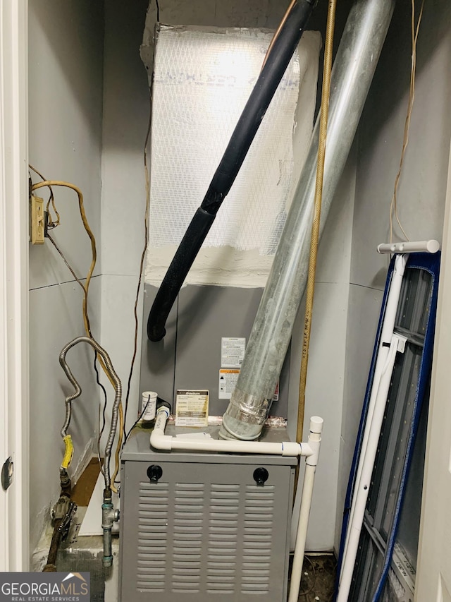 8524 Vining Way, Savannah, GA 31406 - utilities featuring heating unit