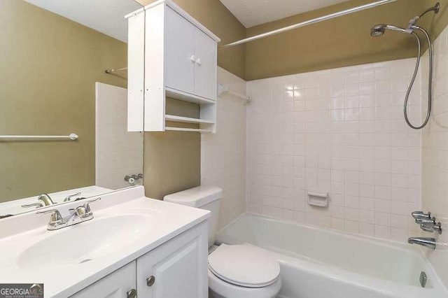 1960 Mceachern Manor Dr SW, Marietta, GA 30064 - full bathroom with vanity and tub / shower combination