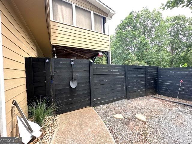 279 S Woods Ct, Jasper, GA 30143 - view of gate