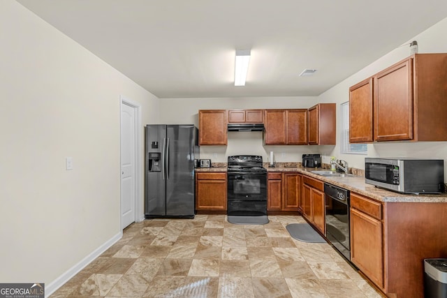 kitchen with ventilation hood, a sink, baseboards, visible vents, and black appliances