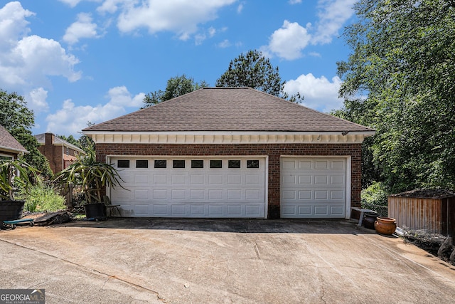 view of detached garage