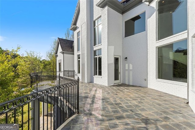 6509 Lily Trl, Fairburn, GA 30213 - view of patio / terrace