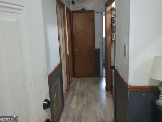 3033 Manchester Dr, Macon, GA 31206 - hallway featuring light wood finished floors