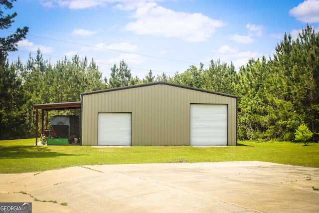 5524 Hooker Branch Rd, Millen, GA 30442 - garage featuring a garage and driveway