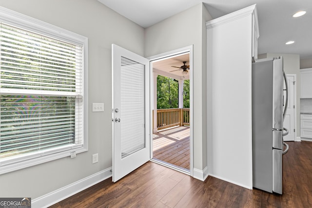 517 Lago Ct, Lagrange, GA 30241 - foyer entrance with recessed lighting, baseboards, a ceiling fan, and dark wood-style floors