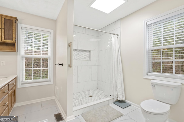 499 Old Deer Path Way, Cleveland, GA 30528 - full bathroom featuring baseboards and a healthy amount of sunlight