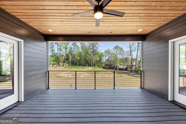 deck with ceiling fan