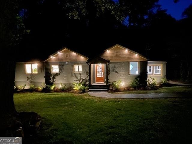 1186 Thomas Rd, Decatur, GA 30030 - ranch-style home featuring a yard