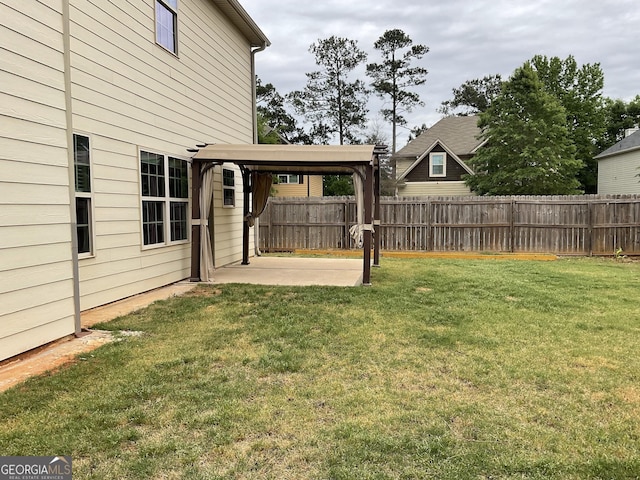 2 Hillshire Dr, Newnan, GA 30263 - view of yard with a patio area and fence