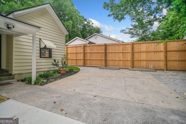 26 Walker St, Cartersville, GA 30120 - view of patio / terrace with fence