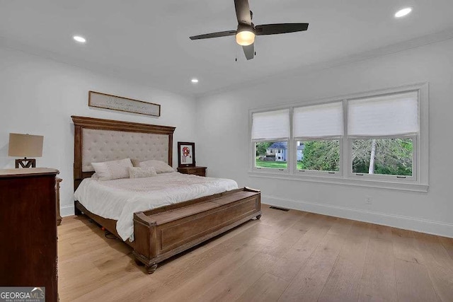 bedroom featuring recessed lighting, baseboards, visible vents, and light wood-style flooring