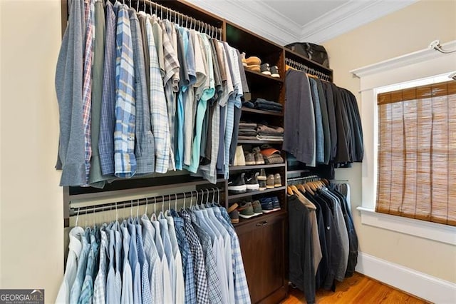 4675 Lakeway Pl, Alpharetta, GA 30005 - spacious closet featuring light wood-type flooring