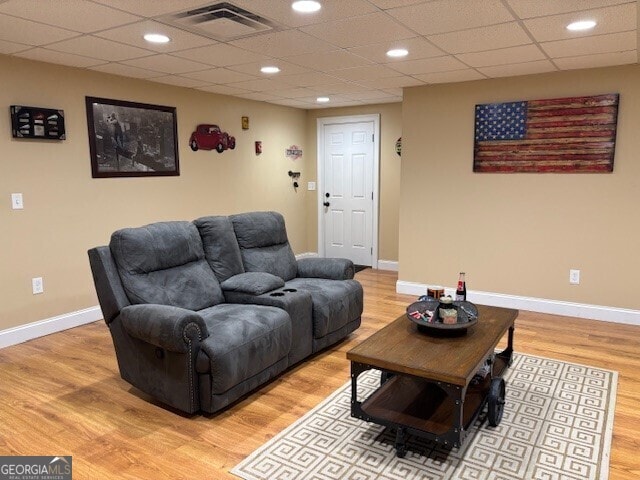 266 W Troutman Rd NE, Rome, GA 30165 - living area with baseboards, light wood-style flooring, visible vents, and recessed lighting