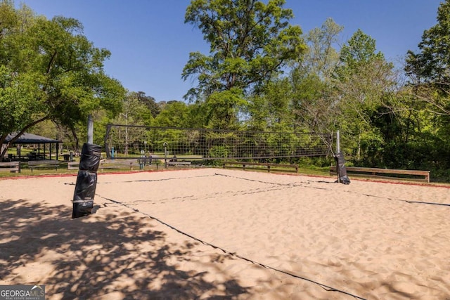 930 Riverside Rd, Roswell, GA 30075 - view of community featuring volleyball court and a gazebo
