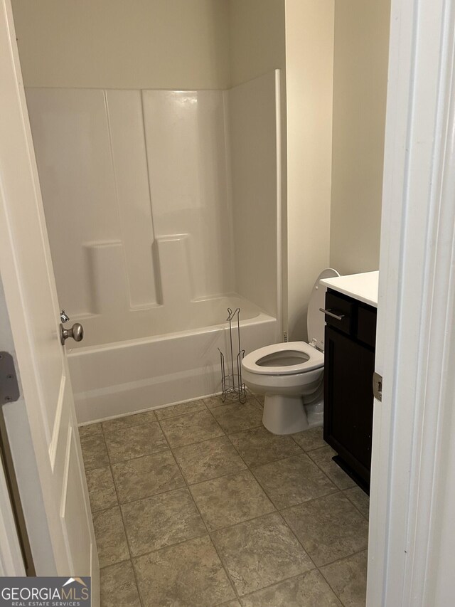 3908 Augustine Pl, Rex, GA 30273 - bathroom with tub / shower combination, toilet, and vanity