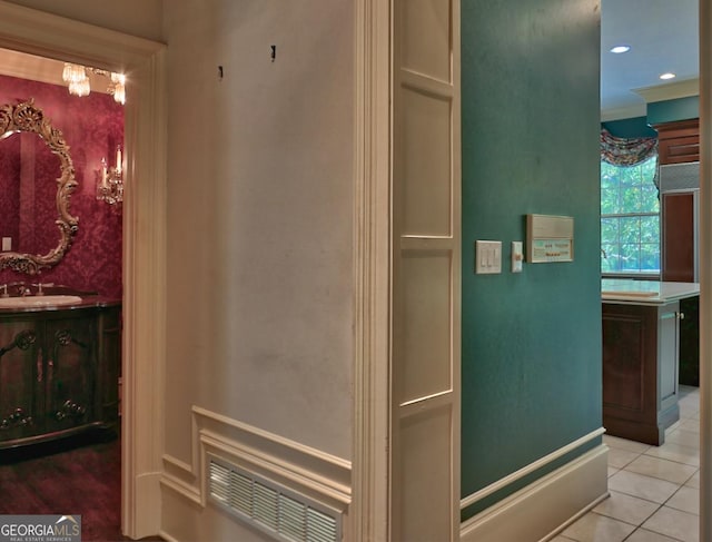 bathroom with tile patterned floors, vanity, an inviting chandelier, visible vents, and recessed lighting