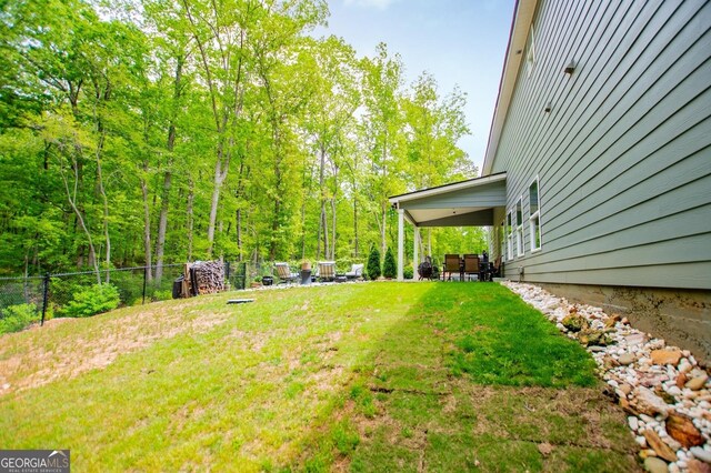 view of yard featuring a patio
