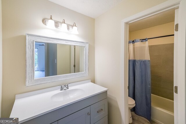 1206 Canyon Point Cir, Roswell, GA 30076 - full bath featuring shower / bath combination with curtain, toilet, and vanity