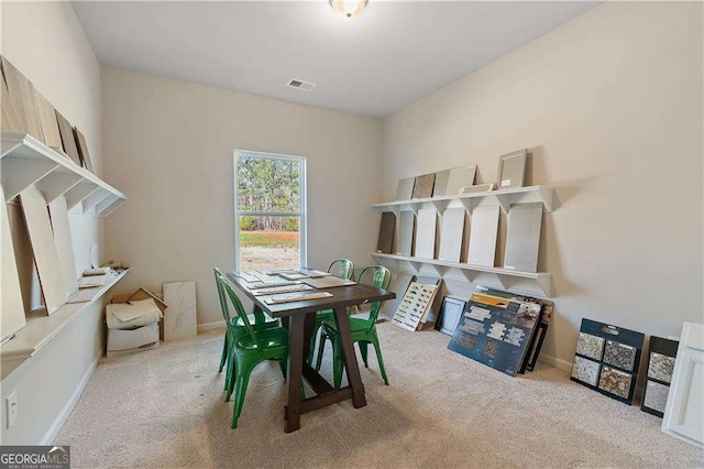 recreation room with visible vents, carpet flooring, and baseboards