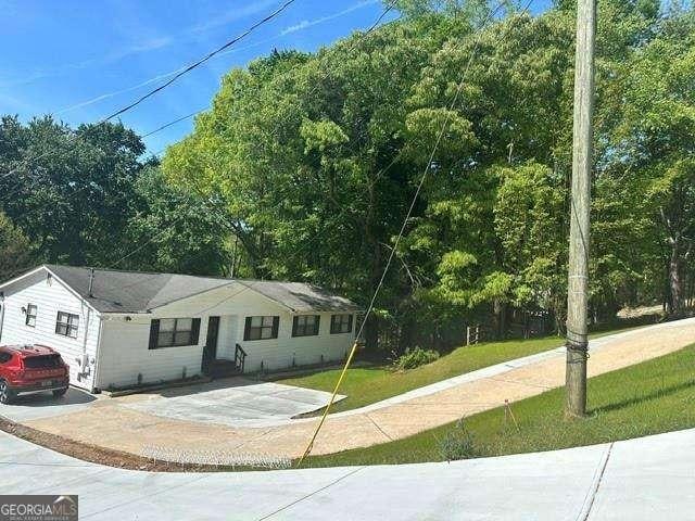 6630 Crystal Cove Trl, Gainesville, GA 30506 - ranch-style home featuring a front yard