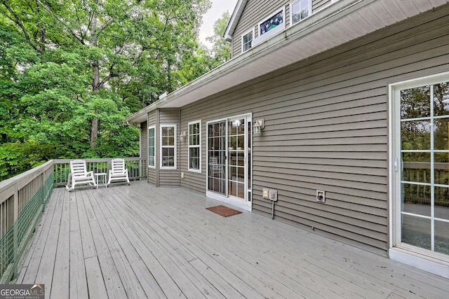 327 Kissimmee Trl, Cornelia, GA 30531 - view of wooden deck