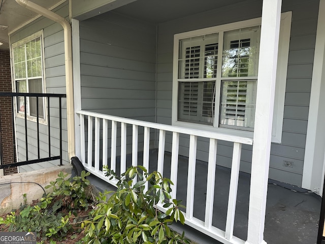 4828 Westridge Dr, Norcross, GA 30093 - balcony featuring a porch