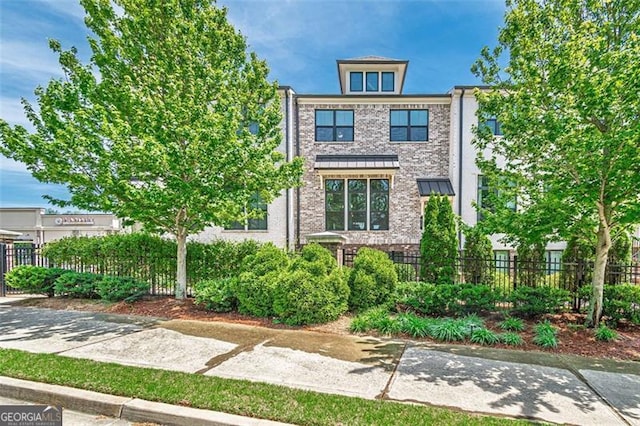 820 Fair View Cir, Roswell, GA 30076 - view of front of property with brick siding and fence