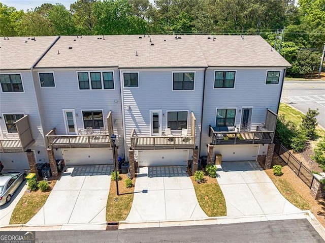 820 Fair View Cir, Roswell, GA 30076 - view of property featuring an attached garage and driveway
