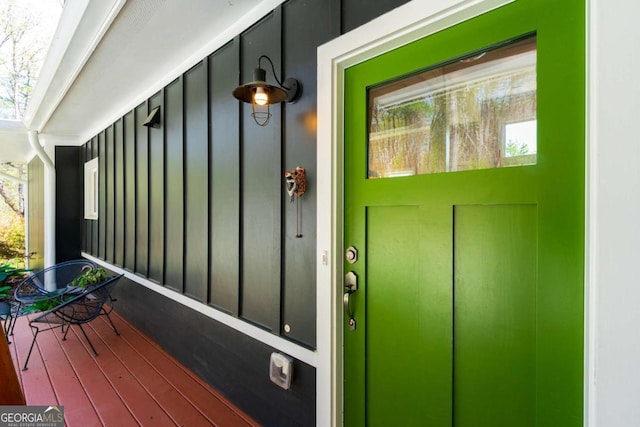 124 Nichols Branch Ln, Clayton, GA 30525 - entrance to property with board and batten siding