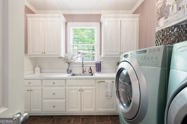 3190 Shumard Way, Marietta, GA 30064 - laundry room featuring washing machine and dryer, cabinet space, crown molding, and a sink