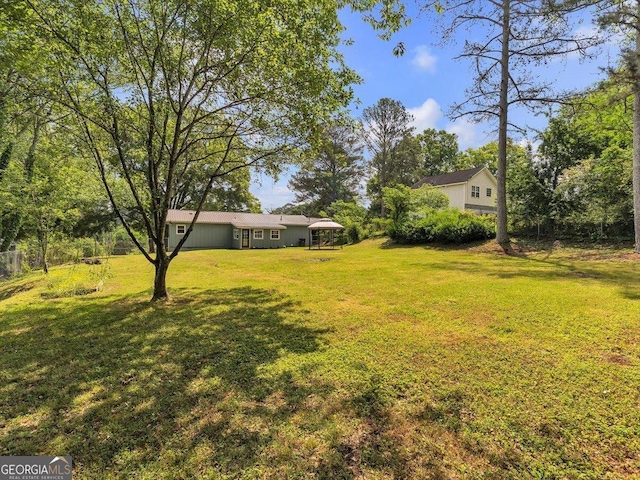 110 Dorsey St, Calhoun, GA 30701 - view of yard