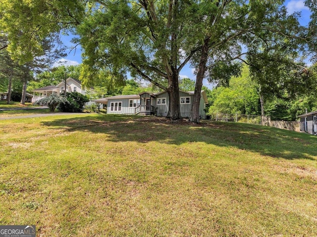 110 Dorsey St, Calhoun, GA 30701 - view of yard with fence