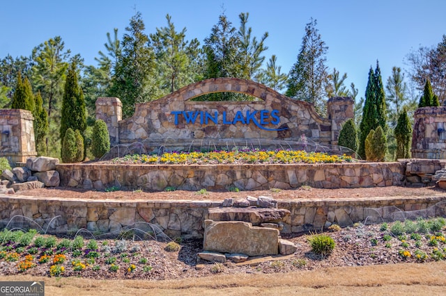 59 Michigan Cir, Hoschton, GA 30548 - view of community playground