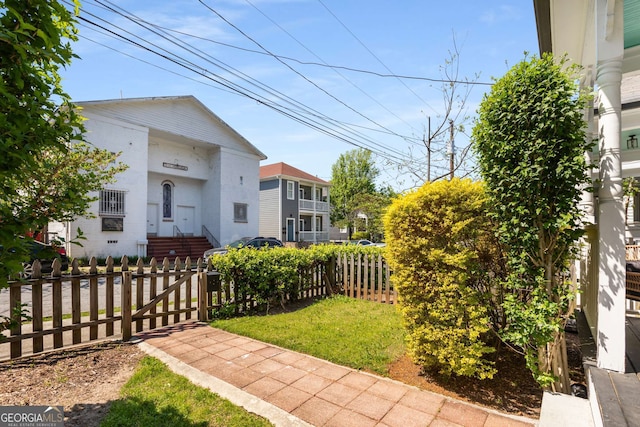 69 Hogue St NE, Atlanta, GA 30312 - fenced front yard with a gate