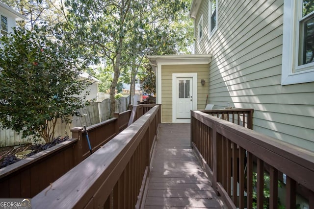 15 Chestnut Oak Run, Athens, GA 30607 - garage featuring a garage door opener and freestanding refrigerator