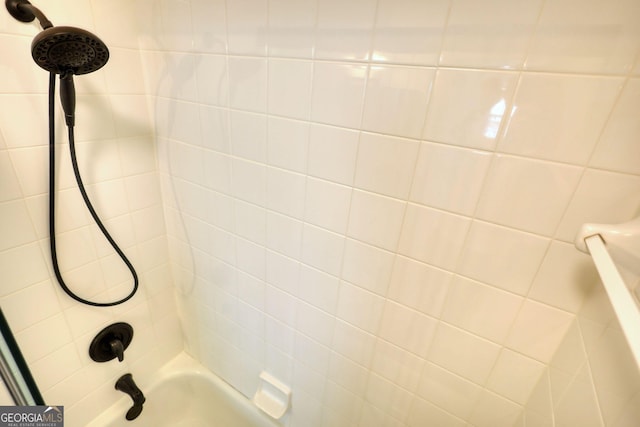 full bath featuring washtub / shower combination