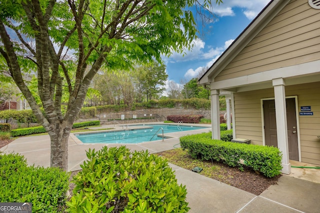pool with fence