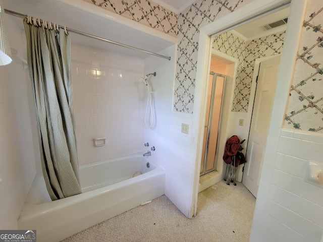 206 New Dr, Claxton, GA 30417 - full bath with crown molding, wainscoting, wallpapered walls, and shower / tub combo with curtain